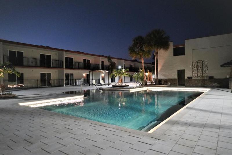 Hawthorn Suites By Wyndham Kissimmee Gateway Extérieur photo