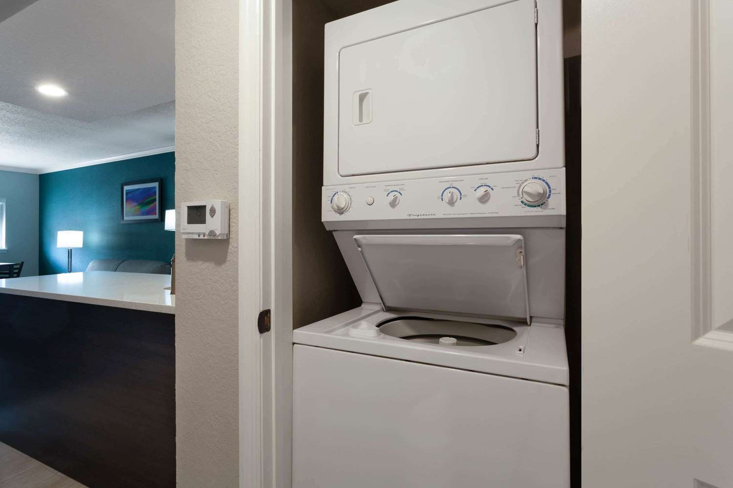 Hawthorn Suites By Wyndham Kissimmee Gateway Extérieur photo